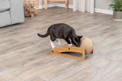 Cat Scratching Ramp with Ball