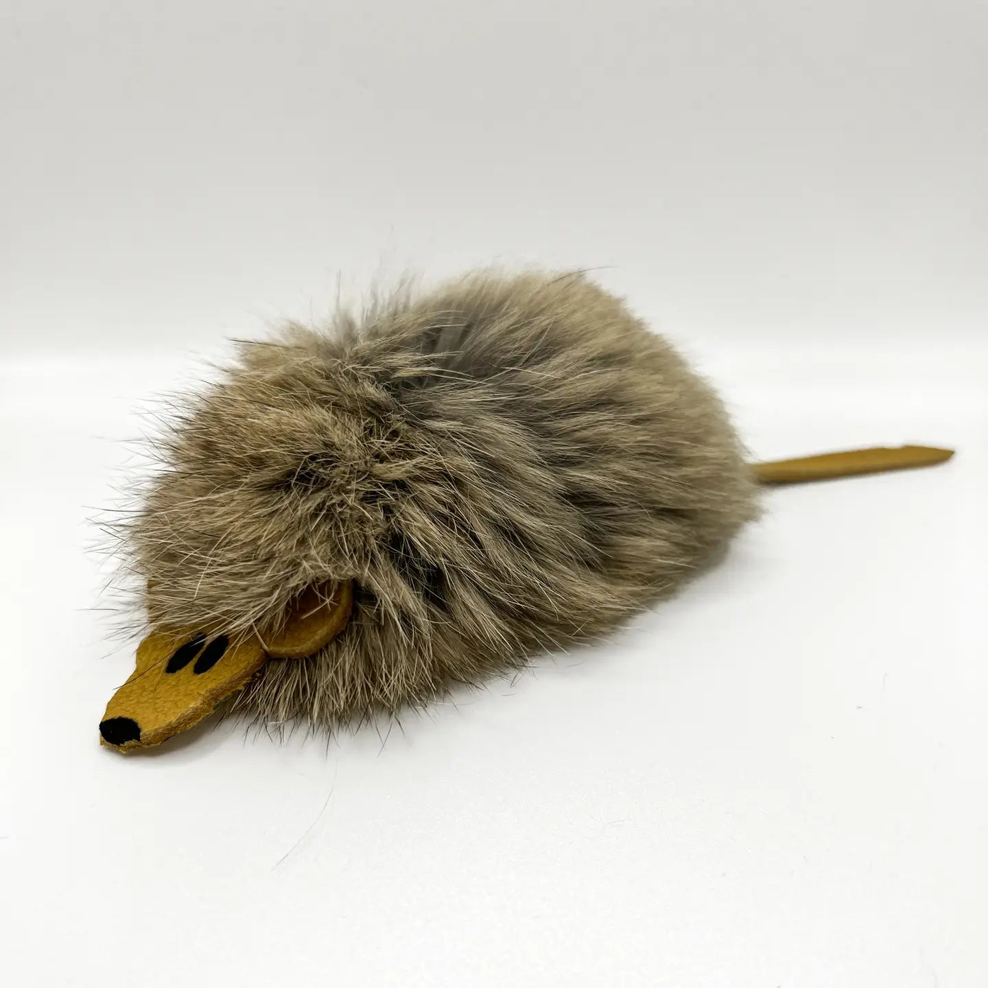 Kattleksak Harry i kaninpäls och läder